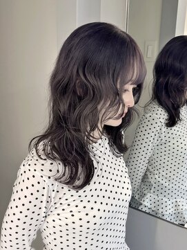 サイ(sai) 前髪/アンブレラカラー/こなれミディ/イメチェン/ウェーブパーマ