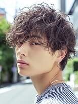 グランリンク(Grand Link)&nbsp;スパイラルパーマカルマパーマセンターパートメンズパーマ