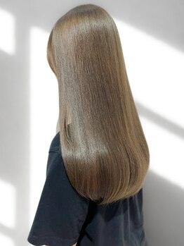 ビューティシモ 川越(Beautissimo)の写真/「自分の髪が好きになる」髪質改善縮毛矯正でまっすぐ過ぎない柔らかい質感のストレートヘアが叶う◎本川越