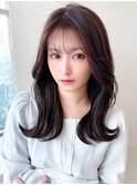 暗髪でも出せるこなれ感フェイスレイヤー×ナチュラルセミロング