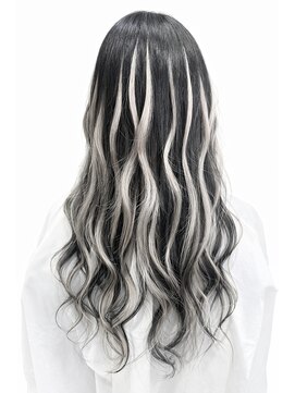 【シールエクステ/ウィッグ専門店】The real deal【3/1 NEW OPEN(予定)】 シルバーハイライトで超ギャル