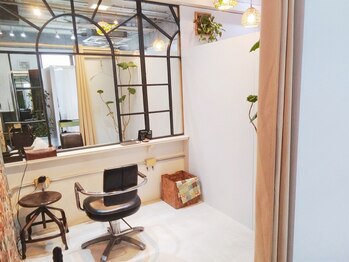 グレイスヘア(GRACE HAIR)の写真/【全席半個室】一人一人のお客様と向き合うために全席半個室にリニューアル＊周りを気にせずご相談可能◎