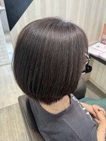 セッションパーゴ(SESSION PAGO) 夏の艶と透明感を楽しむ極細ハイライトボブ