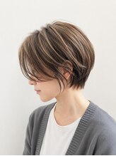 アッシュ 武蔵新城店(Ash)
