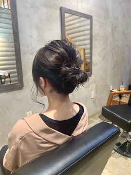 クレエ ヘアー デザイン(creer hair design) お団子アレンジ