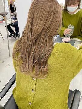 ヘアー アイス カンナ(HAIR ICI Canna) ハイライトで馴染みの良いオリーブベージュ