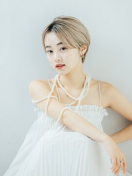 クム 東川口(kum) ハイトーンホワイトベージュカラー