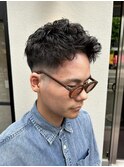 メンズ刈り上げショートアップバング無造作パーマ