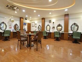 ヘアーアンドメイクユキ (HAIR&MAKE YUKI)の写真/HAIR&MAKE YUKIでは、ゆったりとした空間で女性スタッフが心を込めて、あなたの髪をより美しく仕上げます