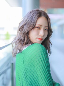 ムクヘアー(muk hair) エアリーミディ×シアーグレージュ