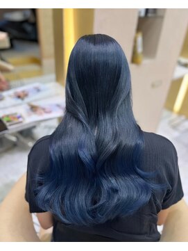 プアメリア 名古屋(Puamelia) ブルージュ