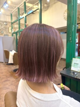 ヘアーラウンジ アンフィ 井土ヶ谷(Hair Lounge Anphi) ピンクハイライト