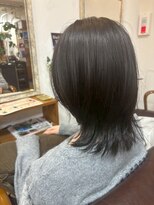 ルーチェ(Luce)&nbsp;ナチュラルウルフ/ミディアムレイヤー/ツヤ髪/透明感カラー