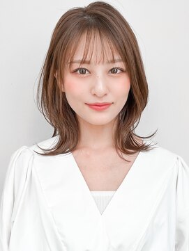 リヤン 表参道(lyann) 美髪薄めバングモテ髪セミディ愛され外ハネボブ斜めバング