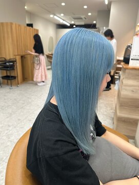 シカ 神戸三宮元町店(Cica) ブルー 水色 ハイトーン ケアブリーチ 三宮