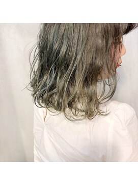 ミント(mint) ＊ハイライトで立体感◎今冬大人気のカーキベージュ＊