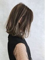 ムウ 難波(MOU)&nbsp;ハッシュカットフルバング似合わせカットレッドブラウン20代30代