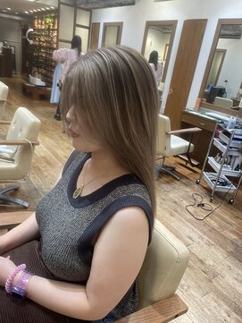 エクリ 麻布十番(equri) シャドウルーツカラー【麻布十番】