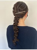 編みおろしヘアアレンジ