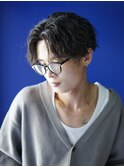 10代20代メンズツイストスパイラルパーマセンターパートマッシュ