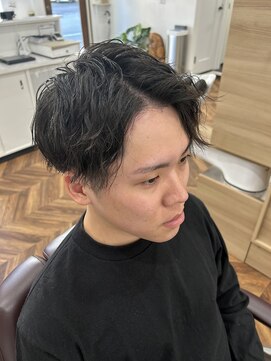 ヒカリ バイ イサミ 西川口(Hikari by ISAMI) 韓国マッシュスペインカールスパイキーショート〈理容室〉西川口