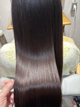 ユーリカ リチェルコ 四天王寺前夕陽ケ丘店 髪質改善トリートメント