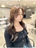 20代30代レイヤーカット　オリーブベージュ　韓国ヘア　顔まわり