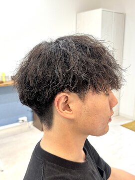 イロ 成田(iLo) メンズツイストスパイラルパーマ