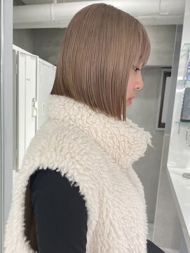 スウィープ(sweep) ミルクティーベージュ/ケアブリーチ/ハイトーンボブ