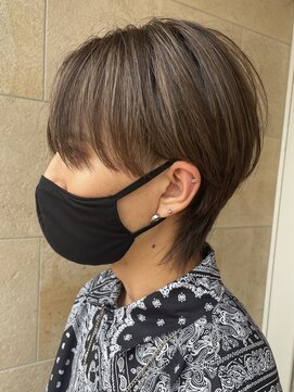 ウィル バイ ブラウン(Vir by Brown) センターパート/ショートウルフ/ハイライト