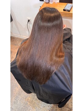 グロウ 木更津ANNEX店(GLROW) 自然な仕上がりの縮毛矯正 / 髪質改善/木更津/木更津駅