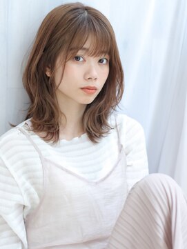 ヘアリゾート ブーケ(hair+resort bouquet) 耳かけ×ミディアムウルフ