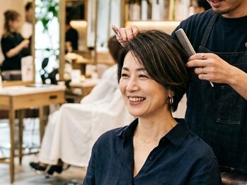 クロウ(Claw)の写真/髪質やなりたいイメージをしっかりカウンセリング◎「白髪染めでもお洒落をしたい」にしっかり応えます！