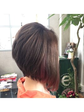 エムアンドコー(M&Co.) デザイングラデーションボブ