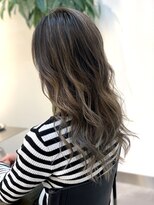 フェーディン(fa/din)&nbsp;バレイヤージュシルバーグレージュ