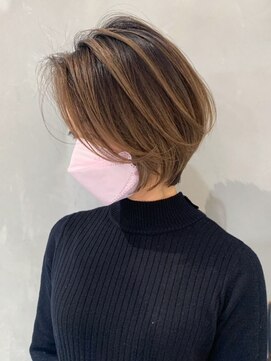 アイティーバイアルバム 下北沢店(IT by ALBUM) ショートバレイヤージュ_ホワイトグレージュネビージュ_ba386371