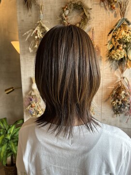 マーノ(mano) くびれウルフスタイル