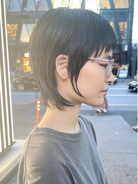 ピークアブー 原宿ハラカド(PEEK-A-BOO) 黒髪ウルフショートバングくせ毛多毛オイル簡単スタイリング