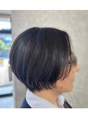 ショートボブ