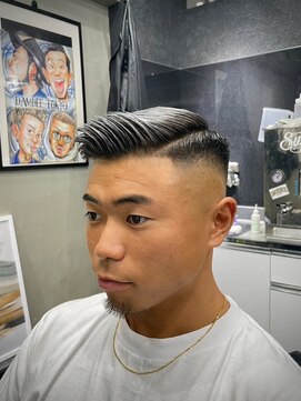 スタッグス 上野御徒町(STUG'S) 【サイドパート】【フェードスタイル】