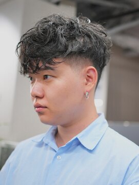 スラッシュ(SLASH) スペインカール/スパイラルパーマ/メンズパーマ/姫路