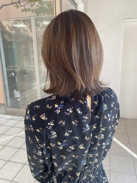 クロエ バイ ラヴィズム 小針店(CLOE by LUVISM) くびれボブ×モノトーンカラー