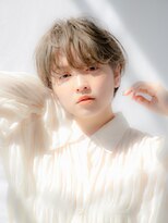 スウド(Swd) 色っぽマッシュショート&透明感ベージュカラー