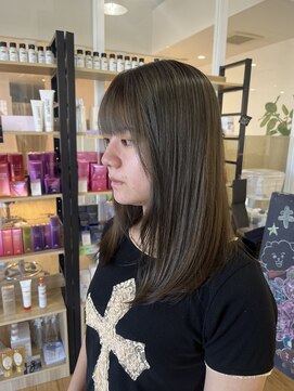 サラ 新宮店(SARA) 柔らかベージュ