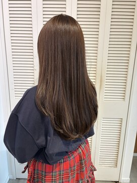 アドラーブル 万代店 (adorable) 20代髪質改善カラーブリーチなし冬カラー透明感アッシュオリーブ