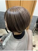 ハイライトカラー×ショートボブ