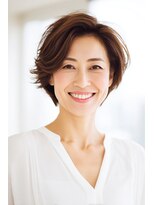 アプリール 北見(Aprire)&nbsp;艶感ショートボブ前髪あり小顔くびれヘアグレージュ