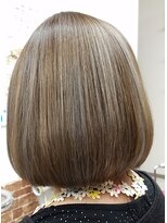 髪こうぼう&nbsp;メッシュを生かした立体的カラー！