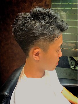 ヒロギンザ 新橋日比谷口店(HIRO GINZA) ビジネスからプライベートまで活躍！夏定番ツーブロックショート