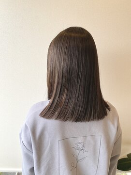 ケリー(KELLY) 切りっぱなしロブ